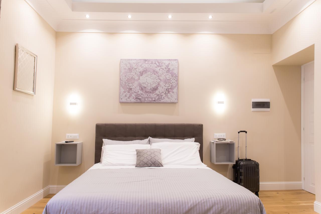 Nazionale Palace Suites Rzym Zewnętrze zdjęcie