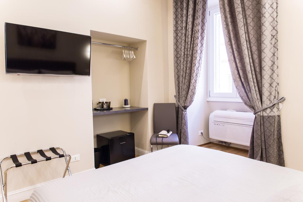 Nazionale Palace Suites Rzym Zewnętrze zdjęcie