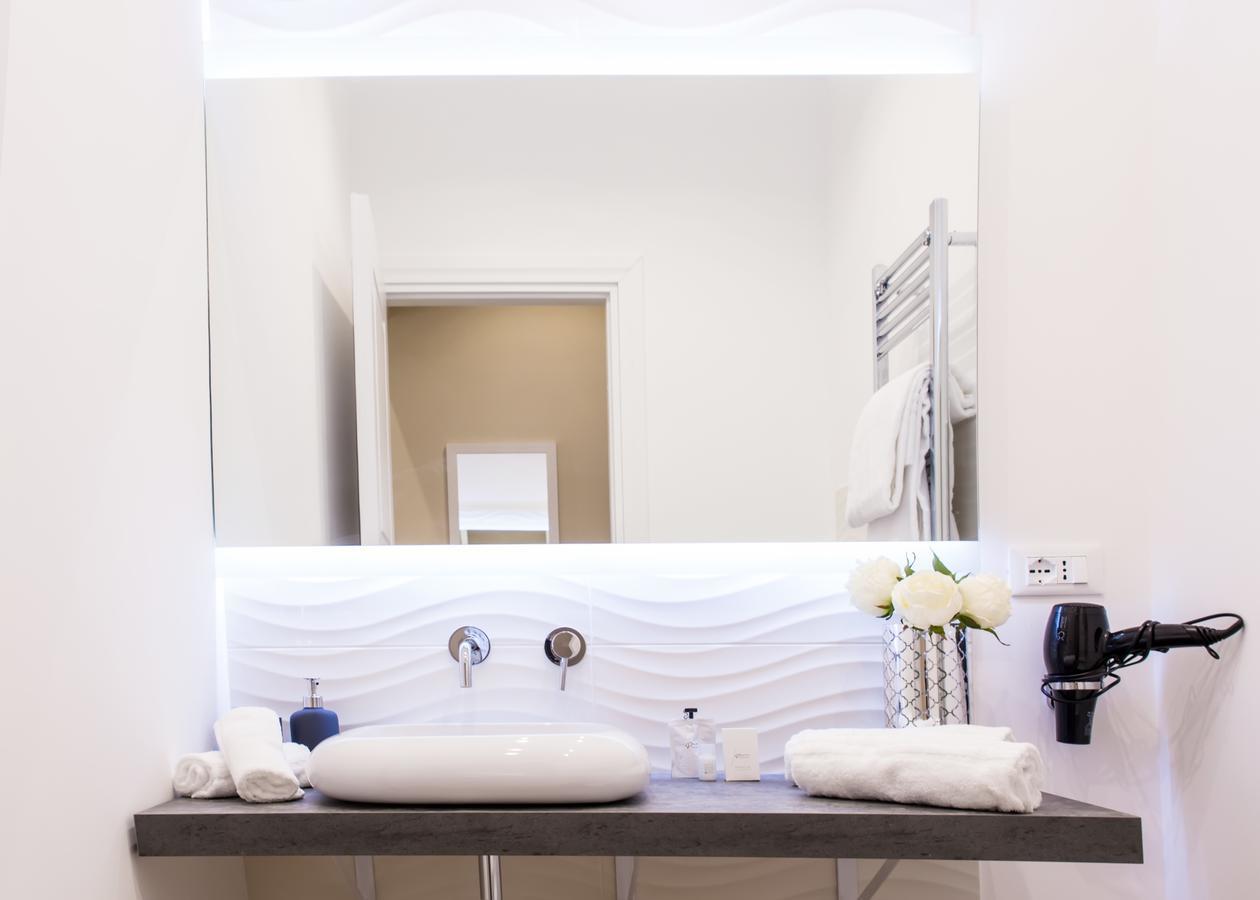 Nazionale Palace Suites Rzym Zewnętrze zdjęcie