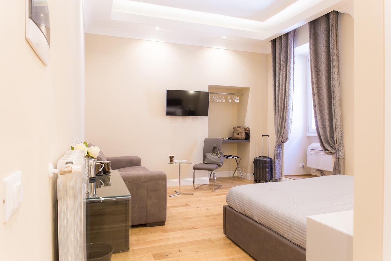 Nazionale Palace Suites Rzym Zewnętrze zdjęcie